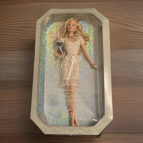 Nuova bambola barbie - nuova,