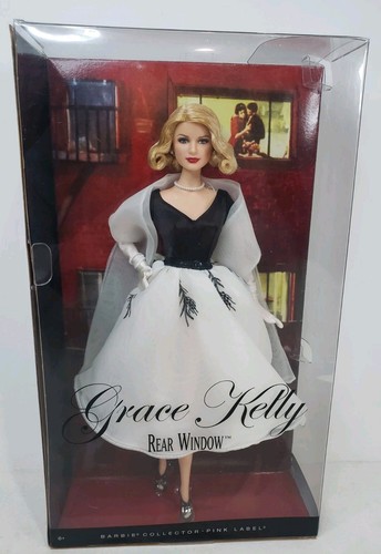 Bambola barbie kelly - barbie, finestra